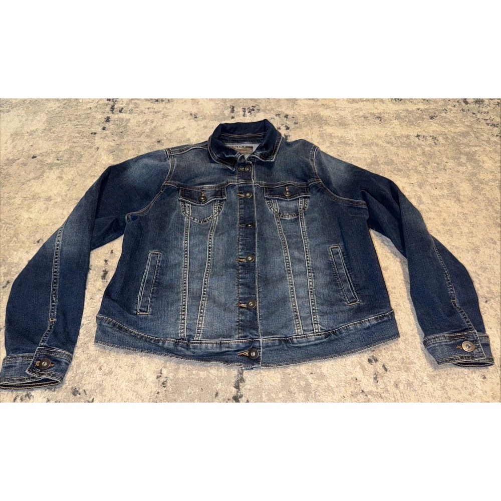 Torrid Jean Jacket Womens Size 1X Blue Denim Button Up Collared Trucker